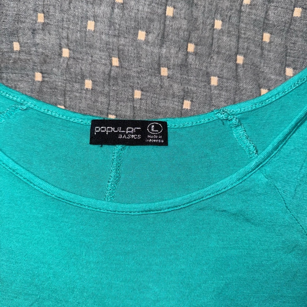 Top Bundle (size L) - Picture 11 of 16